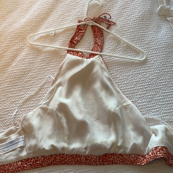 Halter top - Picture 7 of 8